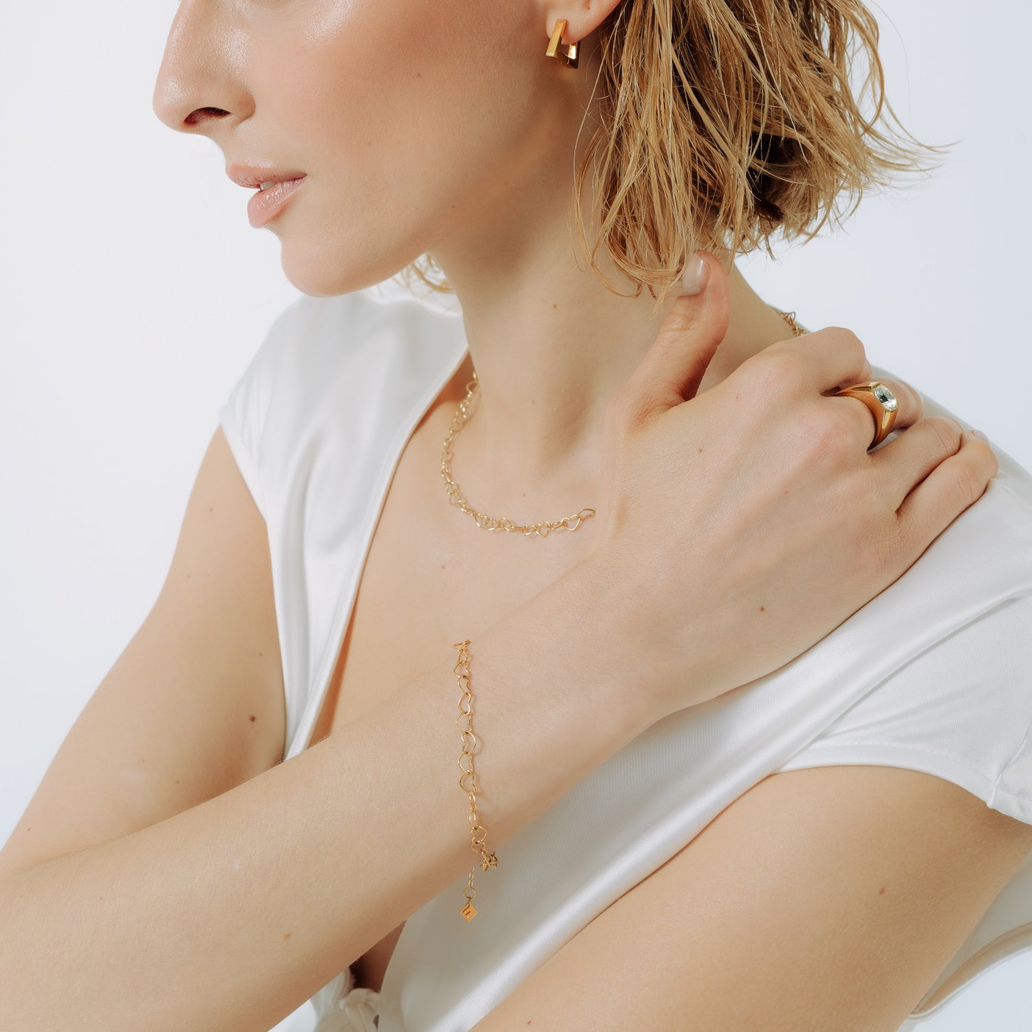 Venus Necklace