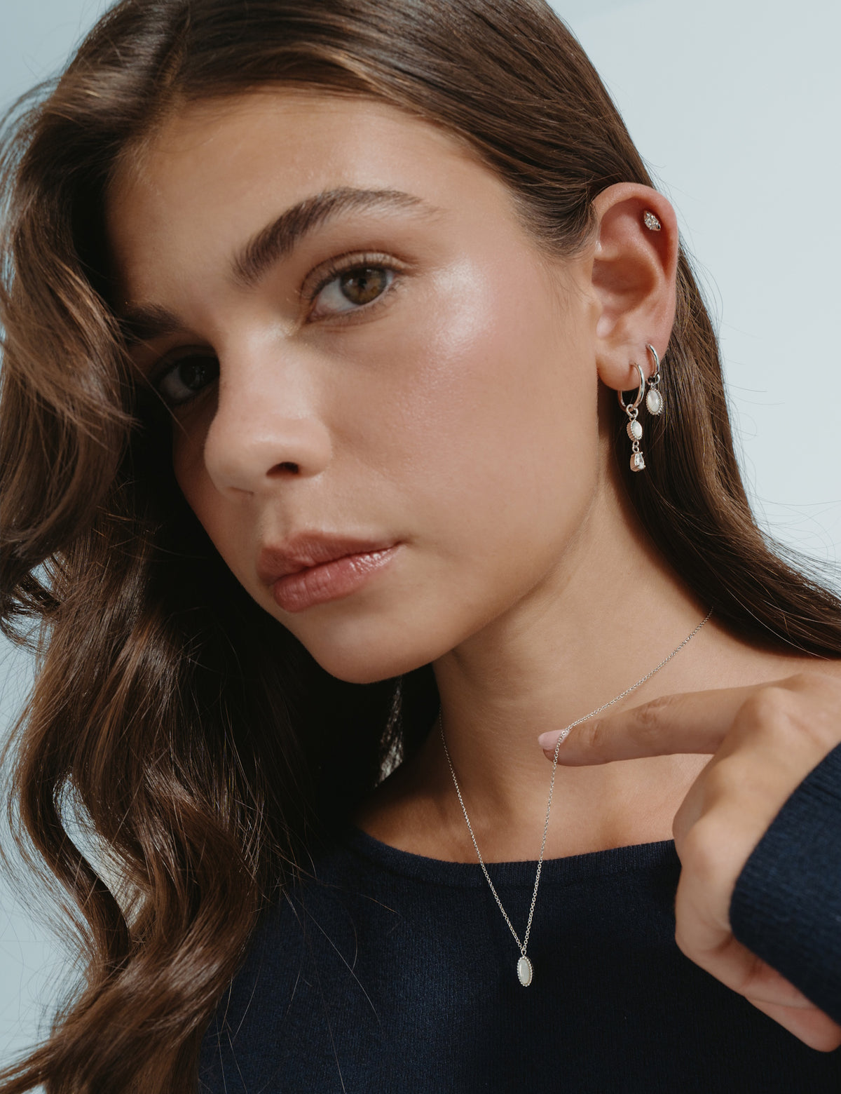 Hoop Charm Victoria