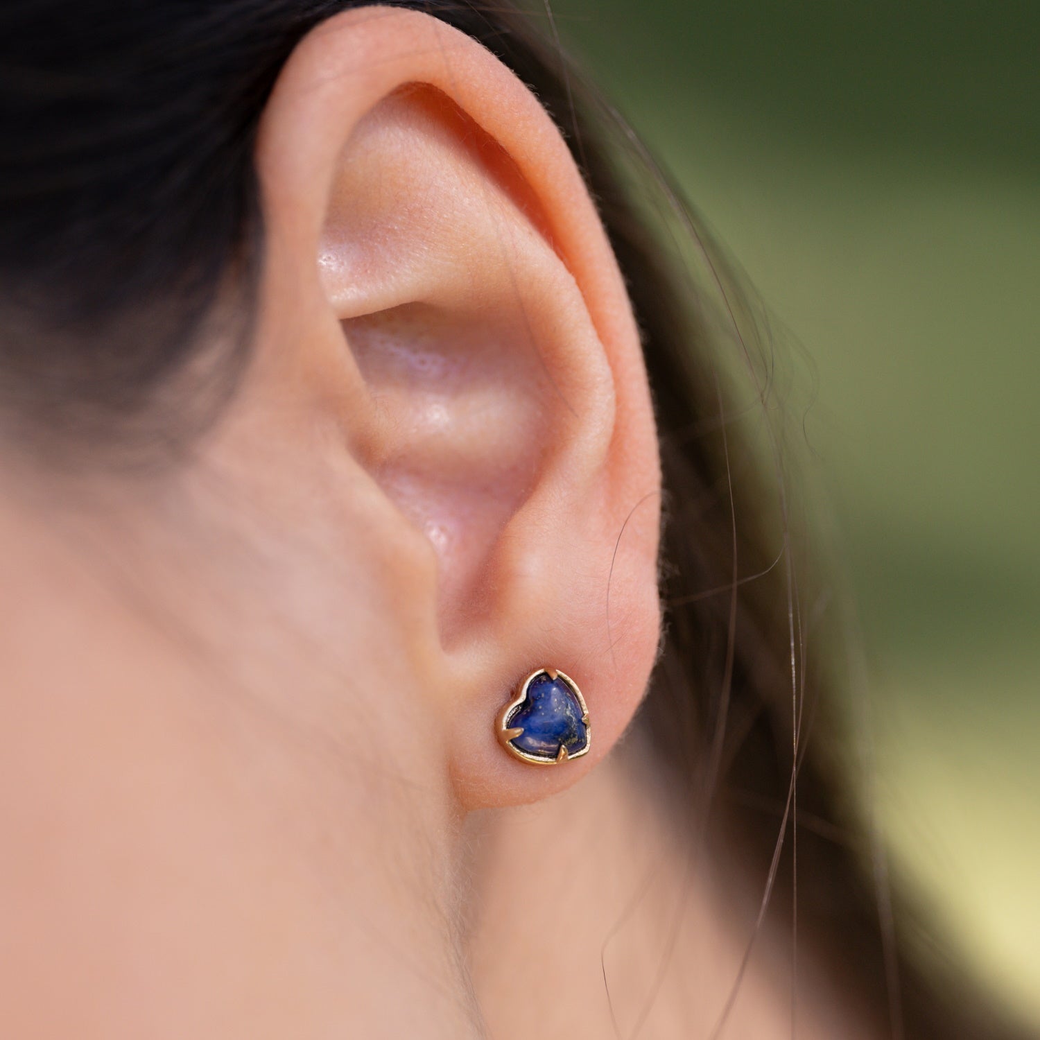 Pendientes de lapislázuli con forma de corazón pequeño