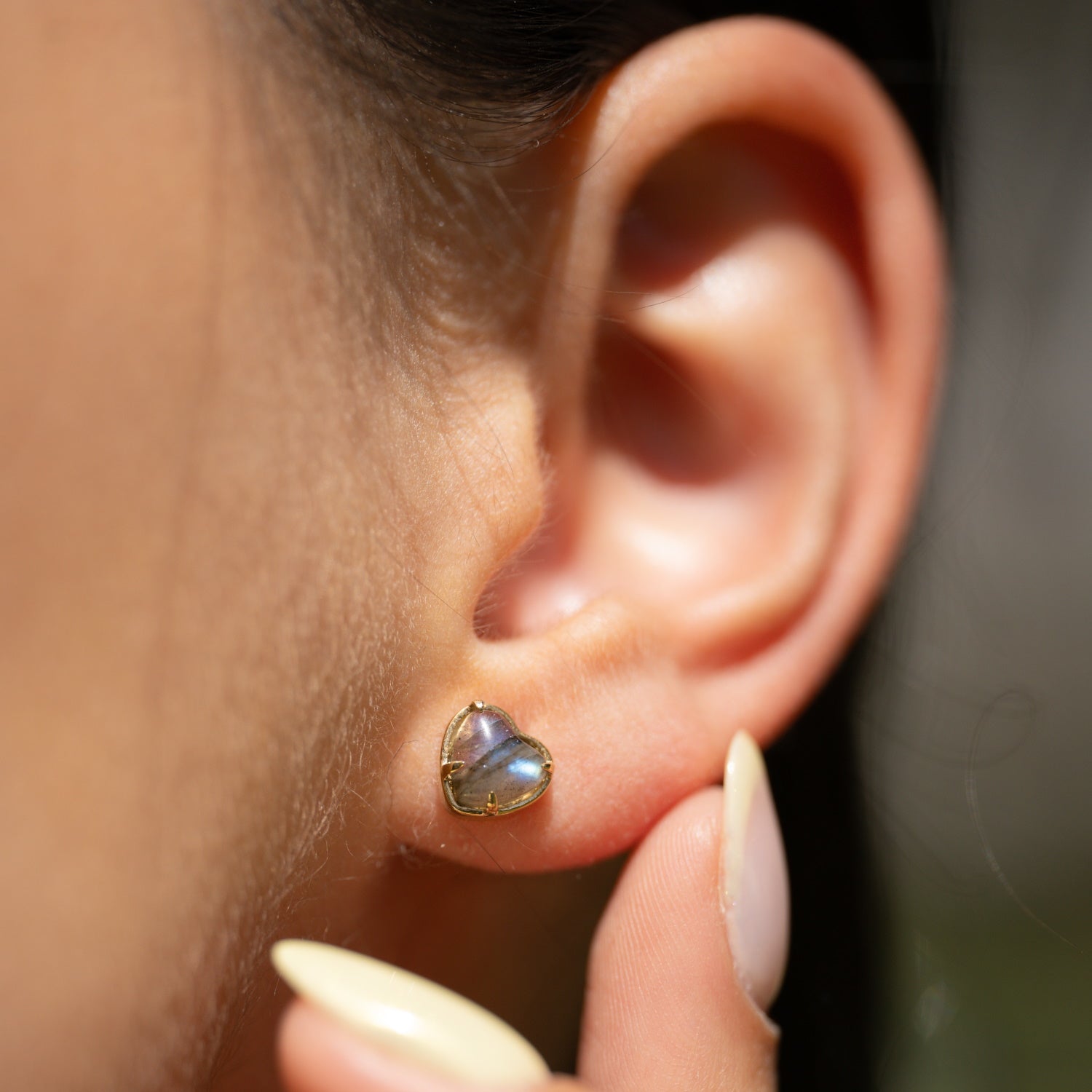 Pendientes de labradorita con forma de corazón pequeño