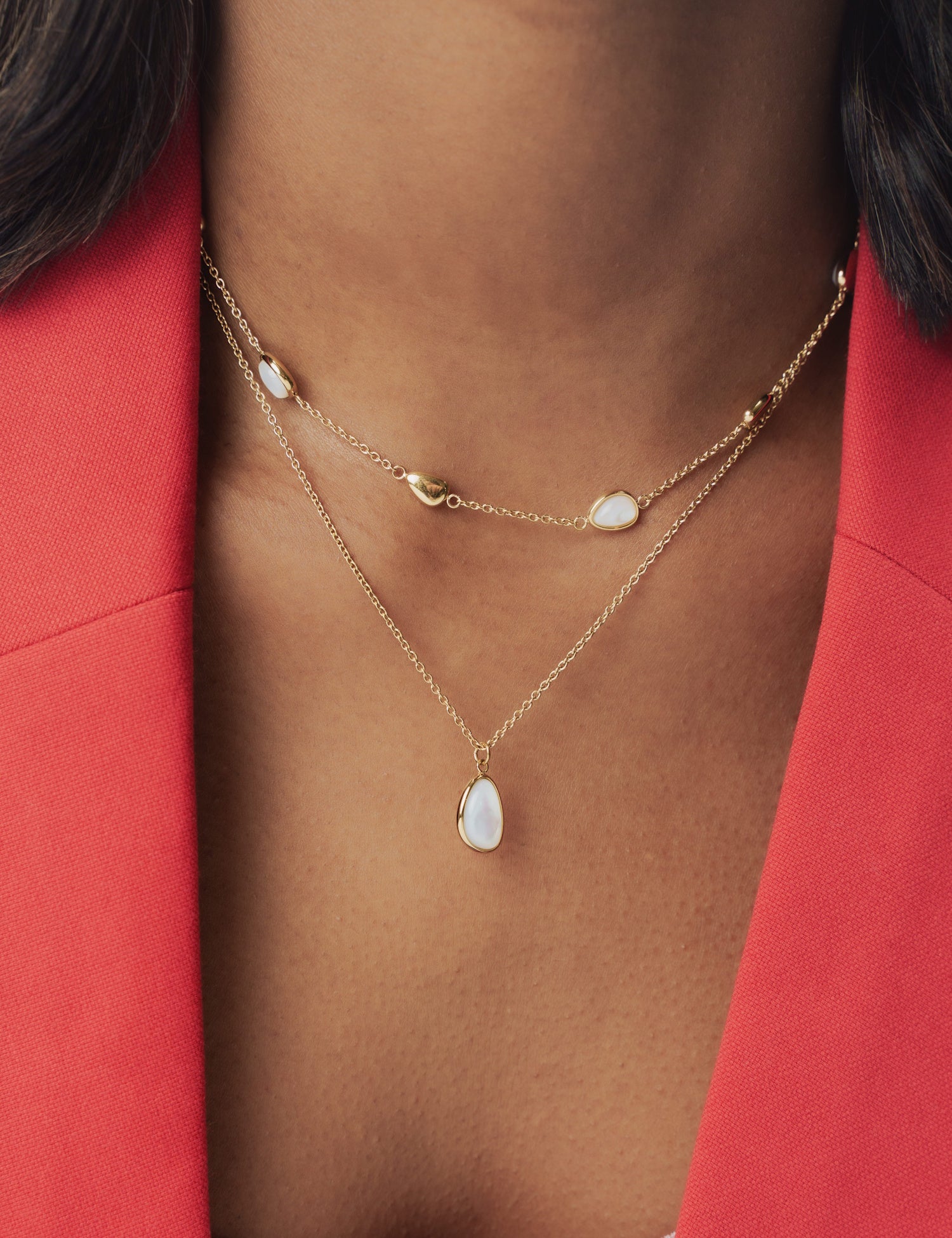 Colar Magnolia Branca