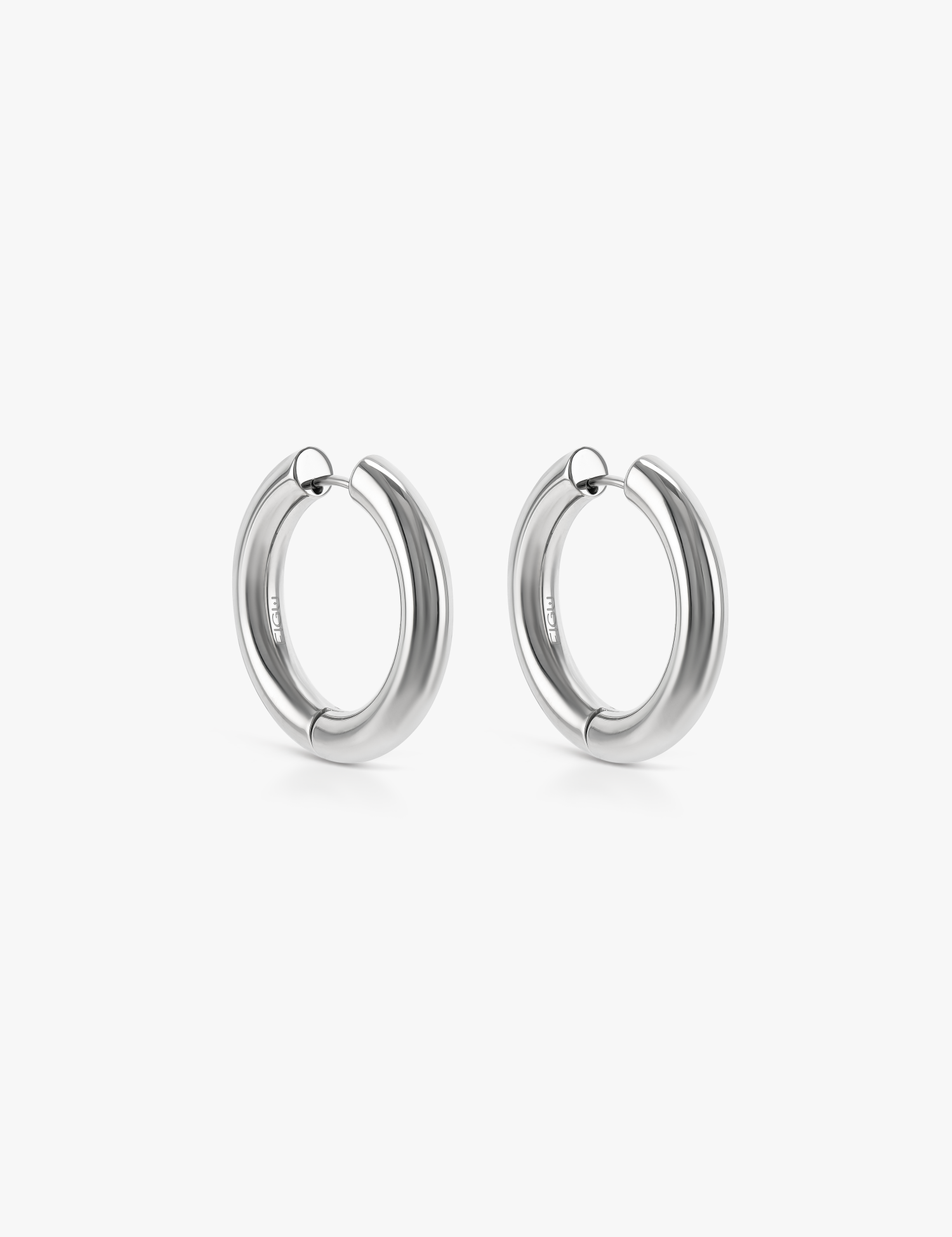 Cloe Tiny Hoops