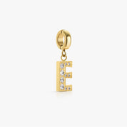 Click Charm Letra Pavé